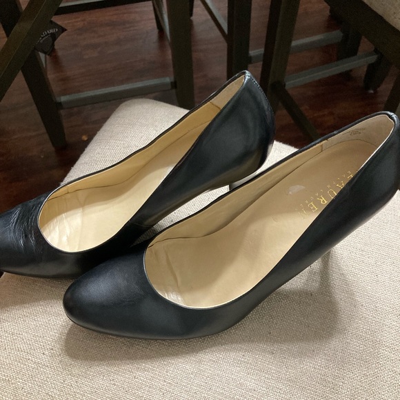 Ralph Lauren Basic Black leather pumps - Picture 7 of 7